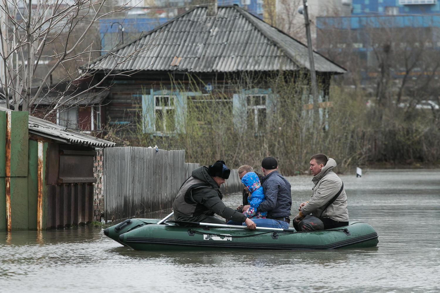 Уровень Томи в Кемерове превышает критический на метр