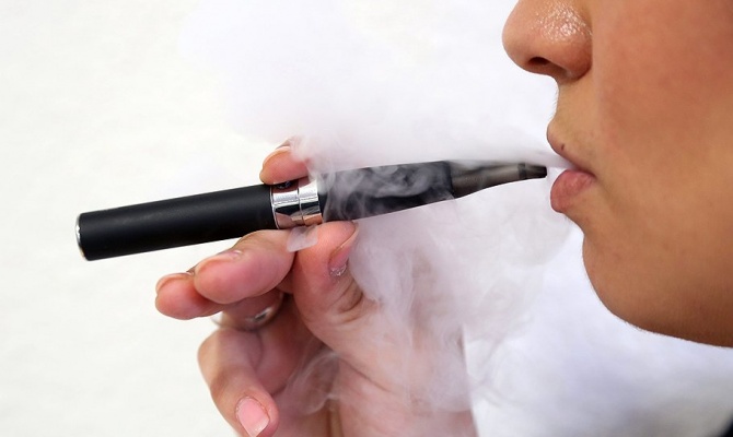 Учёные доказали пагубное влияние на лёгкие дыма электронных сигарет