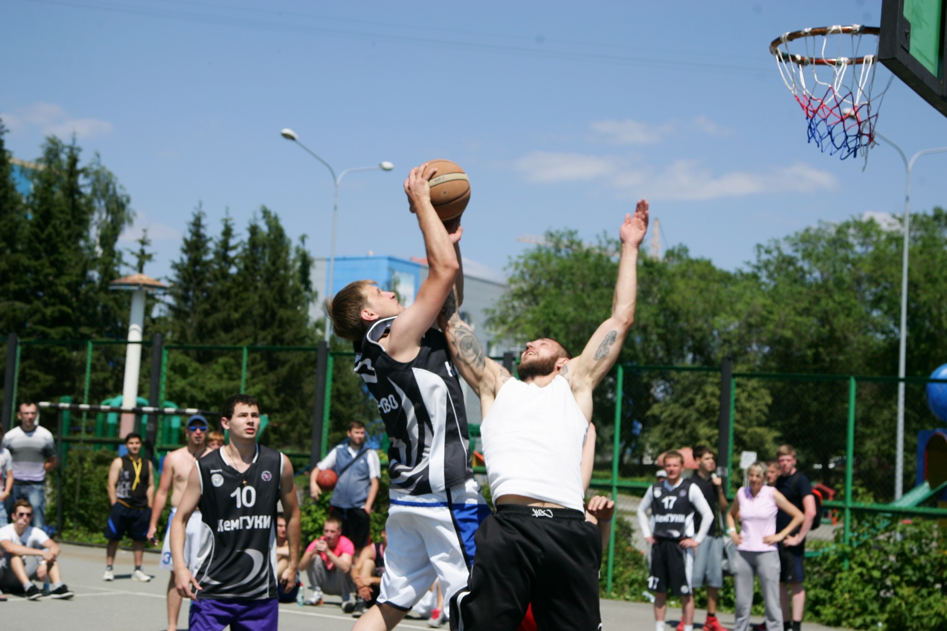 чемпионат по стритболу в городе Кемерово.jpg
