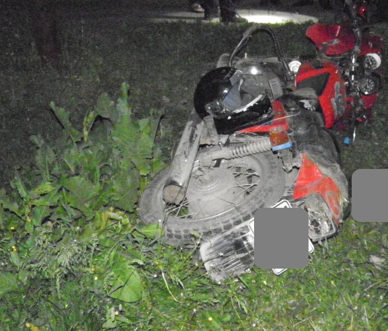 В Кузбассе мотоциклист сбил насмерть женщину и сам погиб