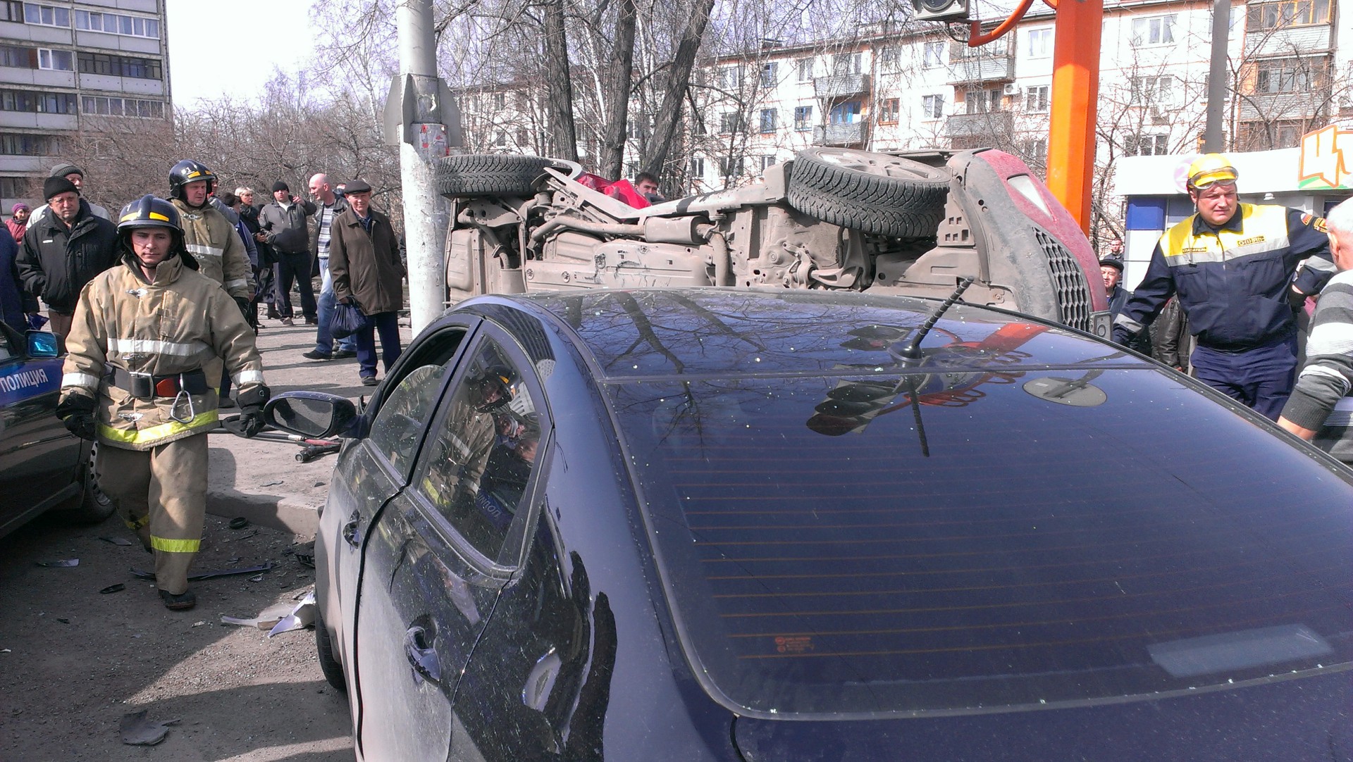 В Кемерове ищут очевидцев серьёзного ДТП на проспекте Ленина