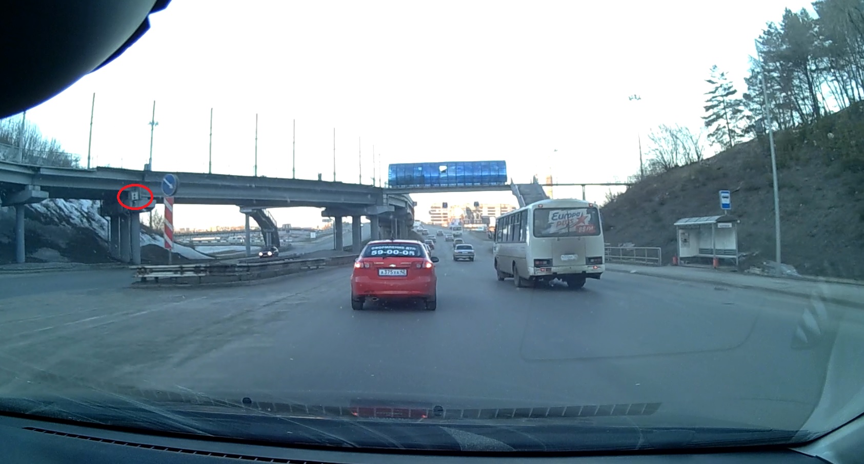 На Кузнецком мосту в Кемерове установили новую камеру видеофиксации