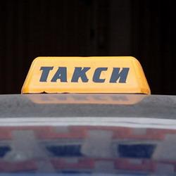 Кемеровский таксист сам обезвредил напавшего на него грабителя