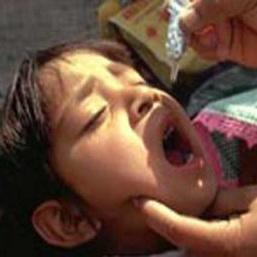 В Кузбассе вакцинируют детей, прибывших из Таджикистана, от полиомиелита