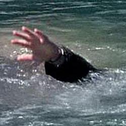 В Кемерове, спасая товарища, утонул в пруду мужчина