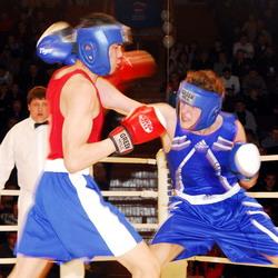 Два кузбасских боксера стали чемпионами Сибири