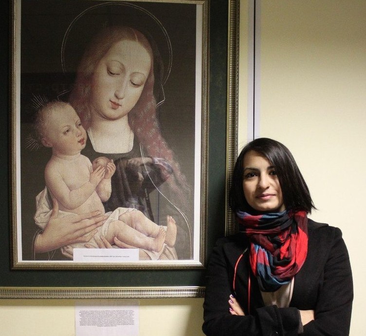 Луганская мадонна с младенцем фото без фотошопа 2016