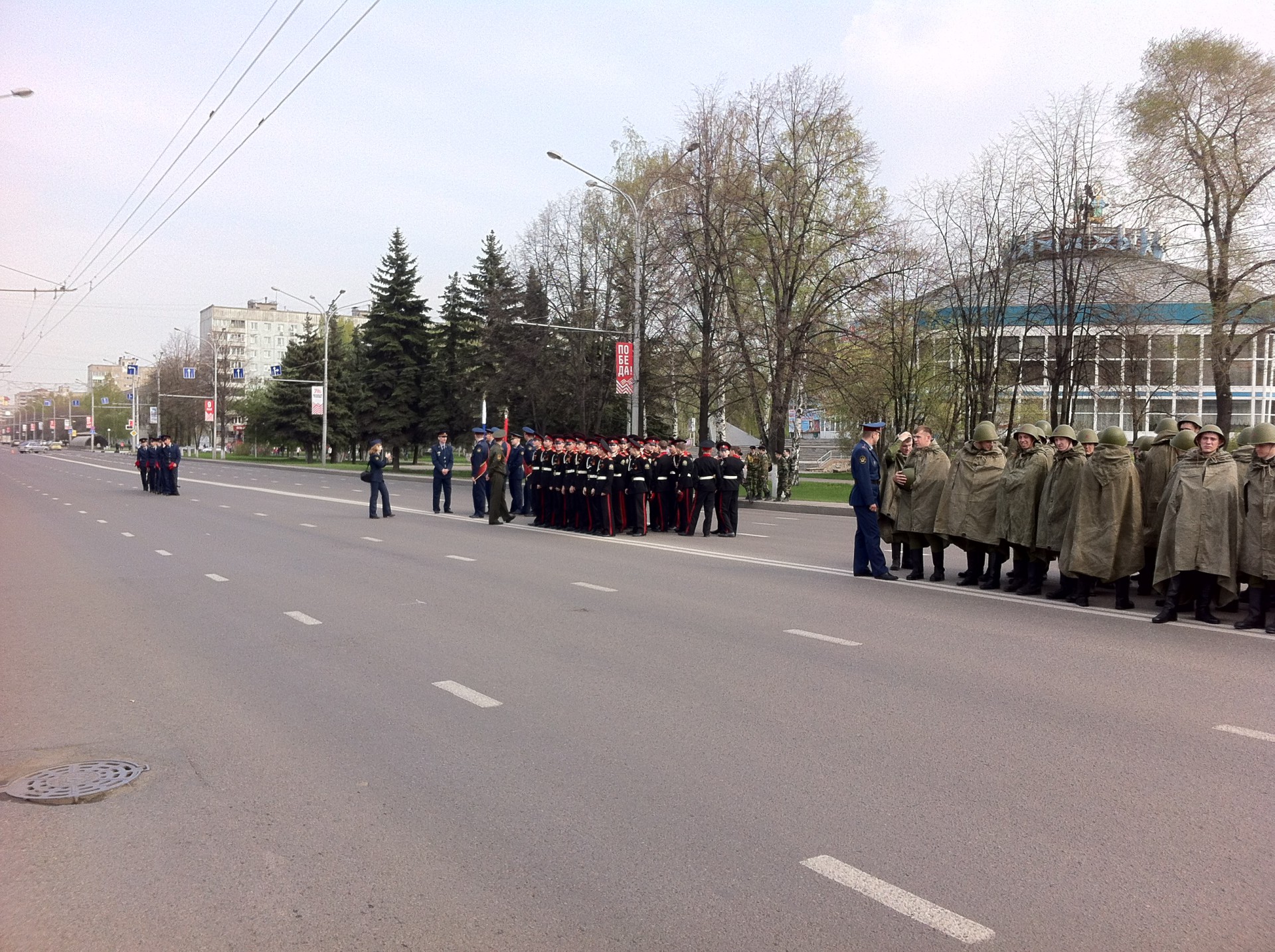 В Новокузнецке генеральная репетиция Парада Победы идёт в пяти районах