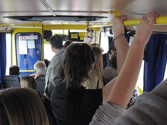 Кемеровчан развезут на общественном транспорте после салюта 