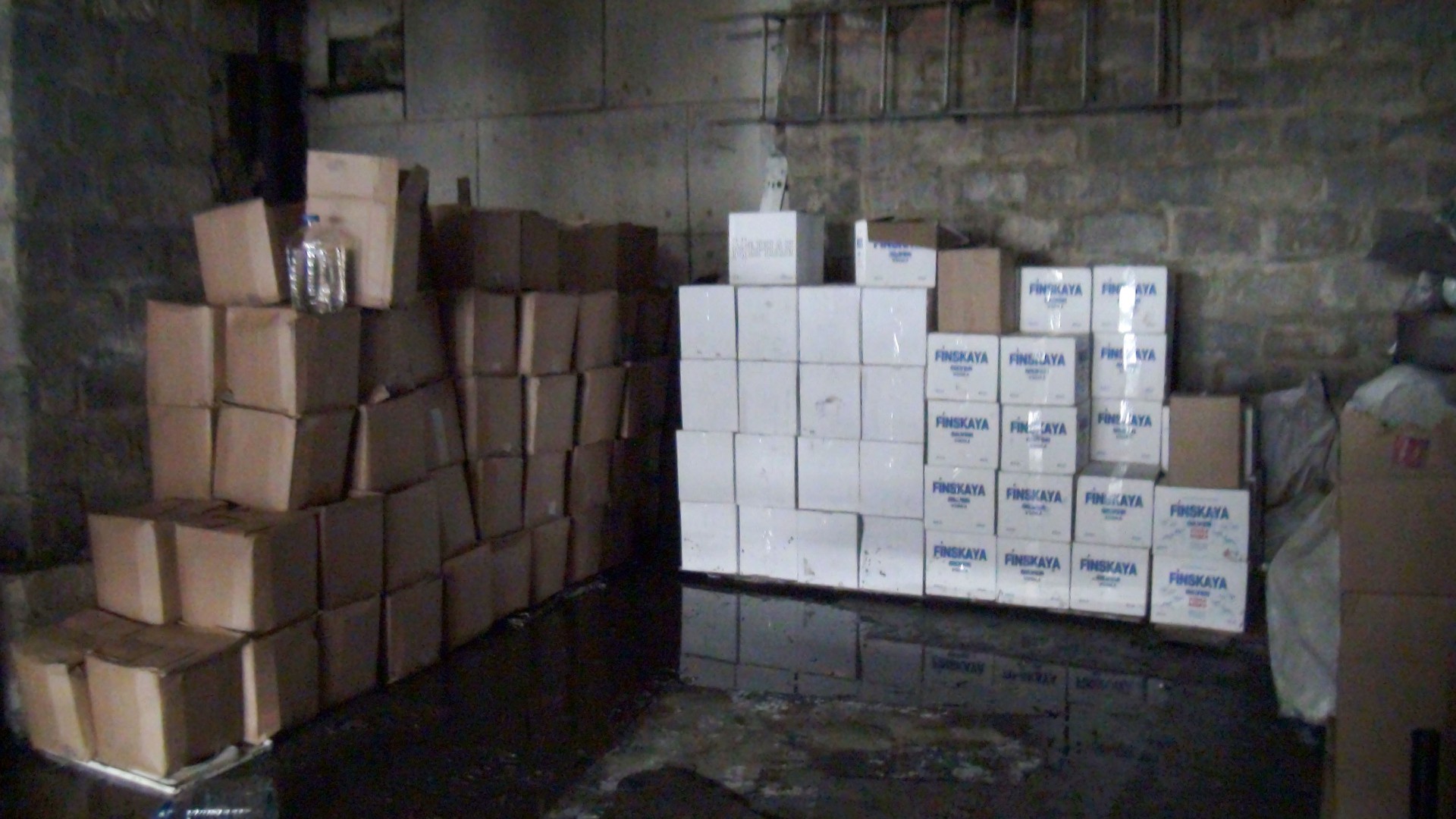В Новокузнецке изъяли 8 тонн фальсификатного алкоголя