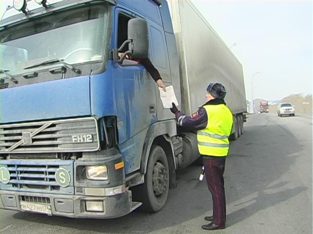 В Кемерове за неделю водителей большегрузов оштрафовали на 1,3 млн рублей