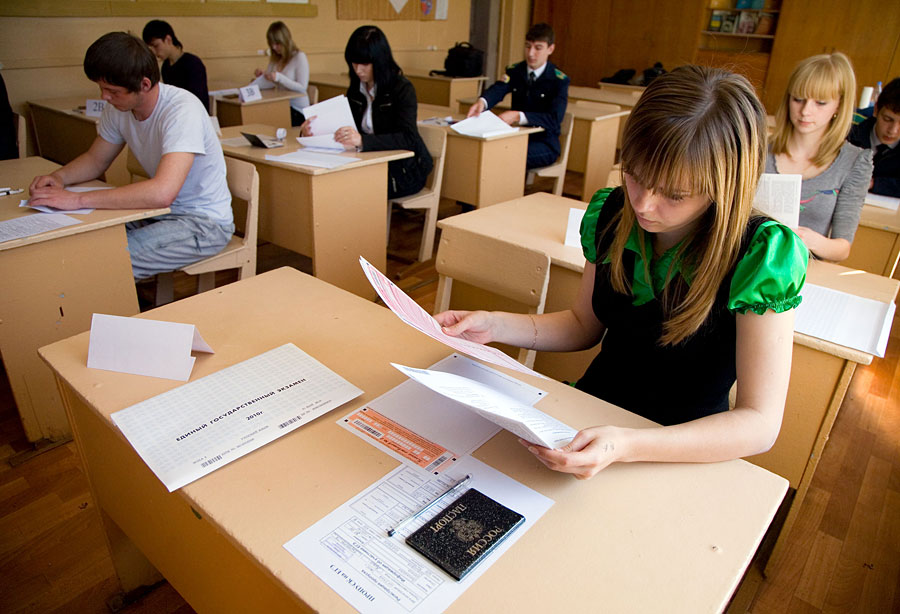 60 студентов из Кузбасса станут общественными наблюдателями на ЕГЭ-2015