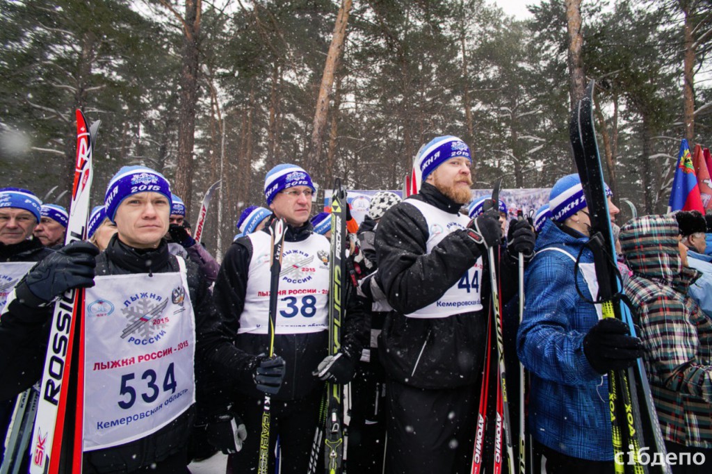 На «Лыжню России» в Кузбассе встали более 10 тысяч человек