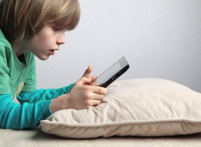 Ученые: вред от смартфонов для детей больше, чем считали ранее