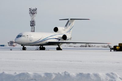 В аэропорту Кемерова застрял самолёт с 17 тоннами груза