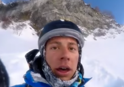 Падение с 40-метровой высоты горнолыжника в США попало на видео