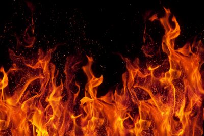 В Кемерове при пожаре в котельной СТО погибла женщина