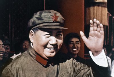 В Китае уволили чиновника за сравнение Мао Цзэдуна с дьяволом
