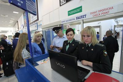 Число кузбассовцев, которым запретили вылет за границу, выросло в 2,5 раза за год