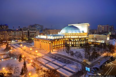 В Новосибирском оперном театре разрешили проходить альтернативную военную службу
