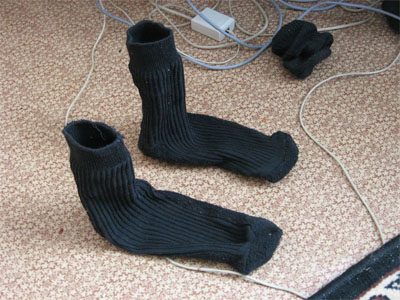 В крупном кемеровском ТРК продавали мужские носки с неприятным запахом