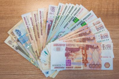Средняя зарплата в Кузбассе превысила 30 тысяч рублей