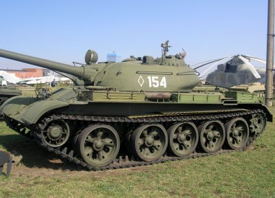 Британец купил советский танк Т-54 с золотыми слитками внутри на сумму $2,5 млн