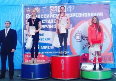 Кемеровчанка заняла первое место на Всероссийских соревнованиях по пауэрлифтингу