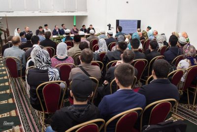 Мусульмане Кузбасса обсудили методы борьбы с молодёжным экстремизмом