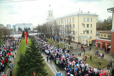 В Кемерове началось шествие "Бессмертного полка"