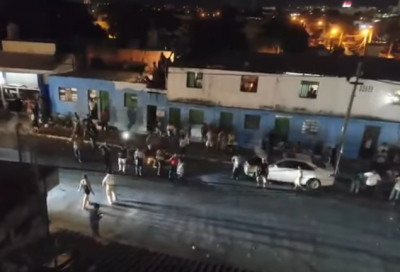 В Сети опубликовали видео нападения мексиканцев на россиянина в Канкуне