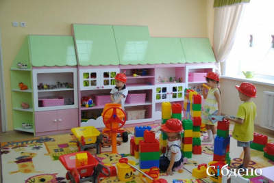 В детсадах Кемерова родителей обязывали покупать игрушки и канцелярию