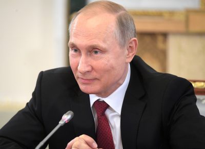 Владимир Путин подписал указ о внесении изменений в закон о выборе президента РФ