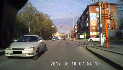 В Кемерове водителя оштрафовали на 6 тысяч за попавшие на видео нарушения ПДД