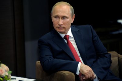 Владимир Путин утвердил поправки к закону о военном положении