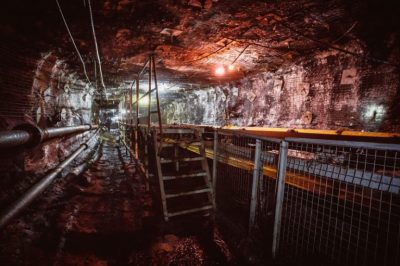 В Кузбассе на шахте «Анжерская-Южная» произошёл выброс газа, пропал один человек