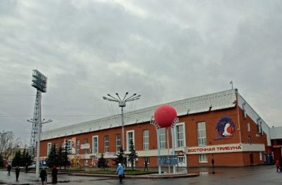 В Кемерове на день запретят парковку в районе стадиона «Химик»