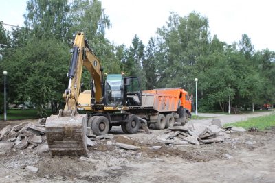 В Кемерове на 90% завершили демонтаж центральной части бульвара Строителей