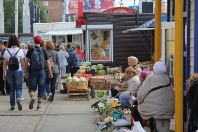 В администрации Кемерова рассказали об опасности уличной торговли