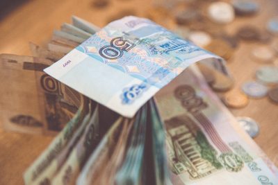 Кузбасс «обогнал» пять регионов СФО по уровню средней зарплаты