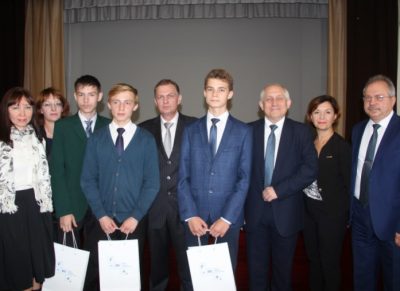 Талантливые школьники из Кузбасса посетили офис компании «СУЭК-Кузбасс»