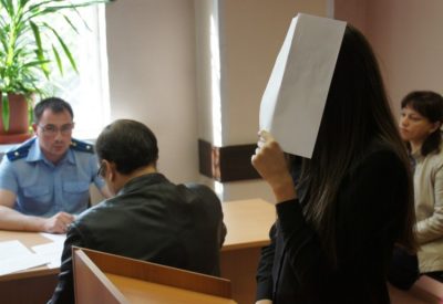 В Новокузнецке суд приговорил поджигательницу пианино к обязательным работам