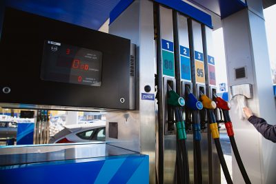 В начале сентября Кемерово стал вторым в Сибири с самой низкой ценой на бензин