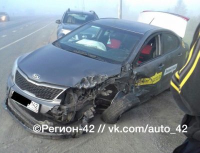 ГИБДД Кузбасса: в ДТП с участием автоцистерны пострадал пассажир такси
