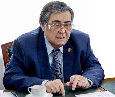 Аман Тулеев обратился в прокуратуру с просьбой наказать виновных в задержке зарплаты в УК «Заречная»