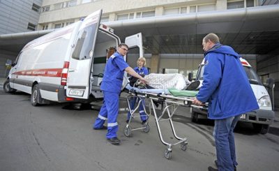 В Кемерове женщина за рулём Lada врезалась в автобус, пострадали четыре человека