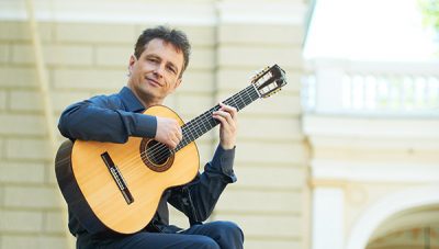 Кемеровчан зовут на концерт французского гитариста Филиппа Вилла