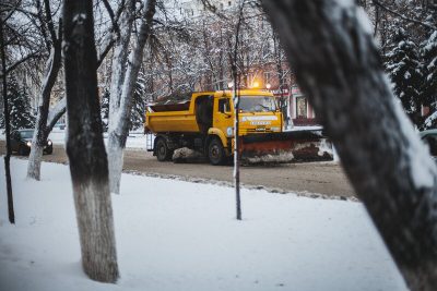 В Кузбассе из-за снегопада дорожники переведены в усиленный режим