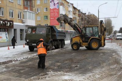 За последние сутки с улиц Кемерова вывезли 160 кубометров снега