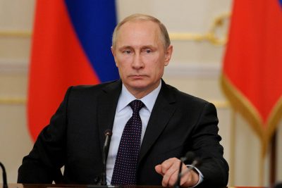 Владимир Путин назвал терактом взрыв в супермаркете Петербурга